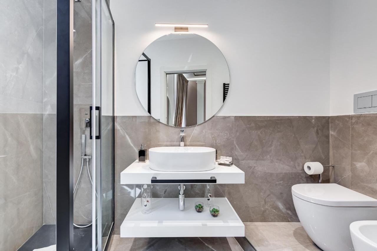 Unoseitre - Luxury Apartment & Suite Roma Exterior foto