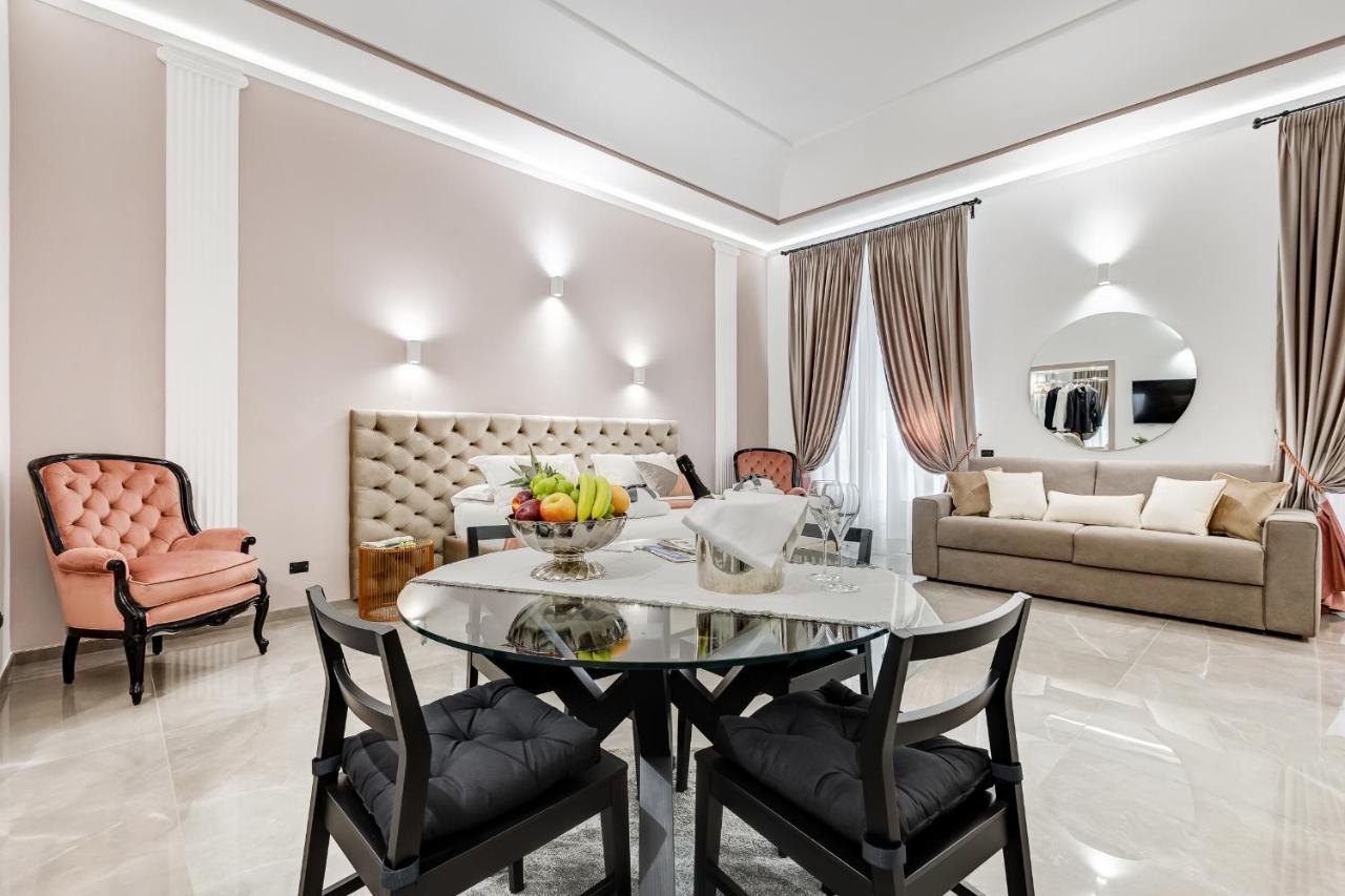 Unoseitre - Luxury Apartment & Suite Roma Exterior foto
