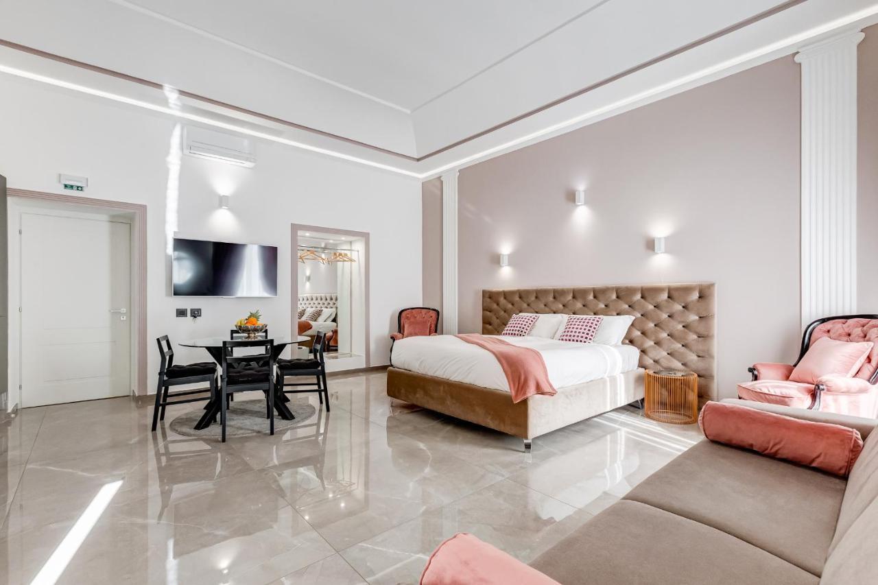 Unoseitre - Luxury Apartment & Suite Roma Exterior foto